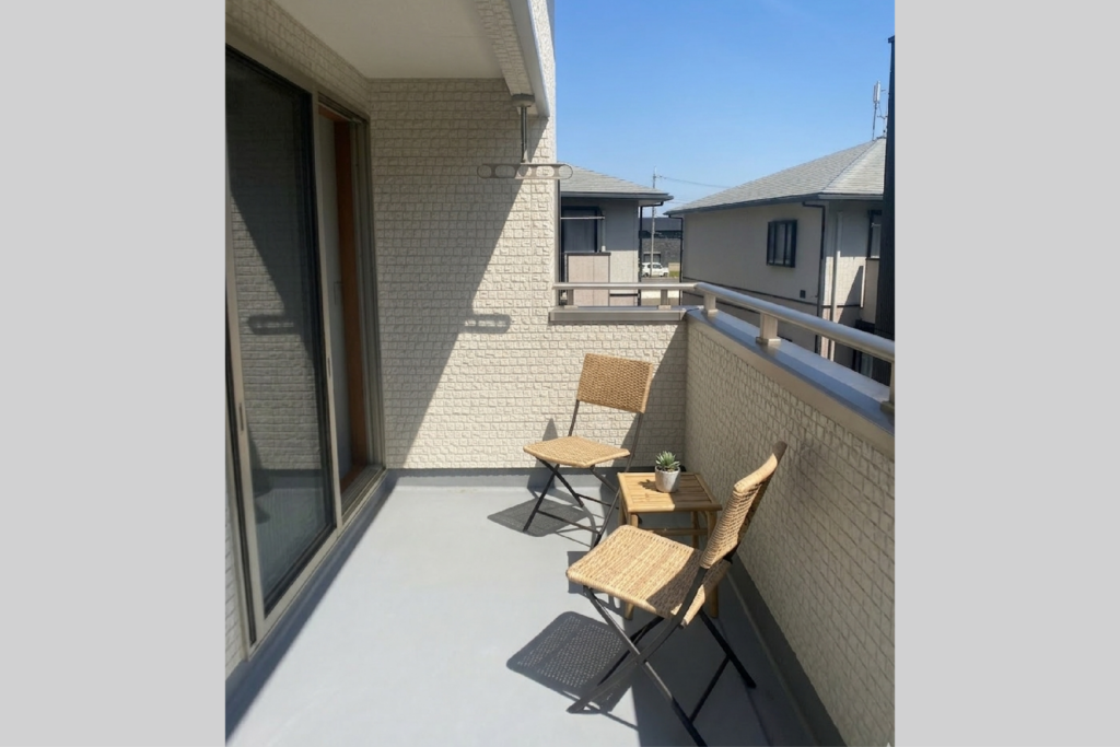 メリハリをつけて賢く建てた住まい_バルコニー