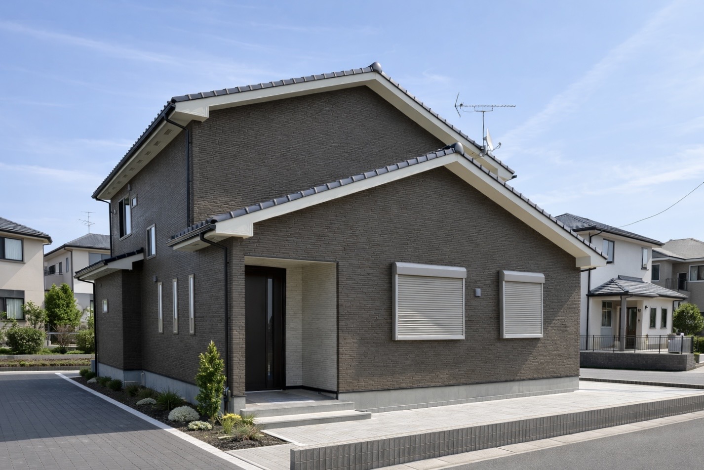 【2階建て│ファミリー】<br>広々26帖LDKとウッドデッキのある家