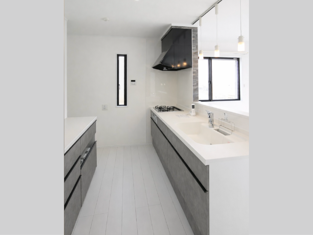 広々26帖LDKとウッドデッキのある家_キッチン写真